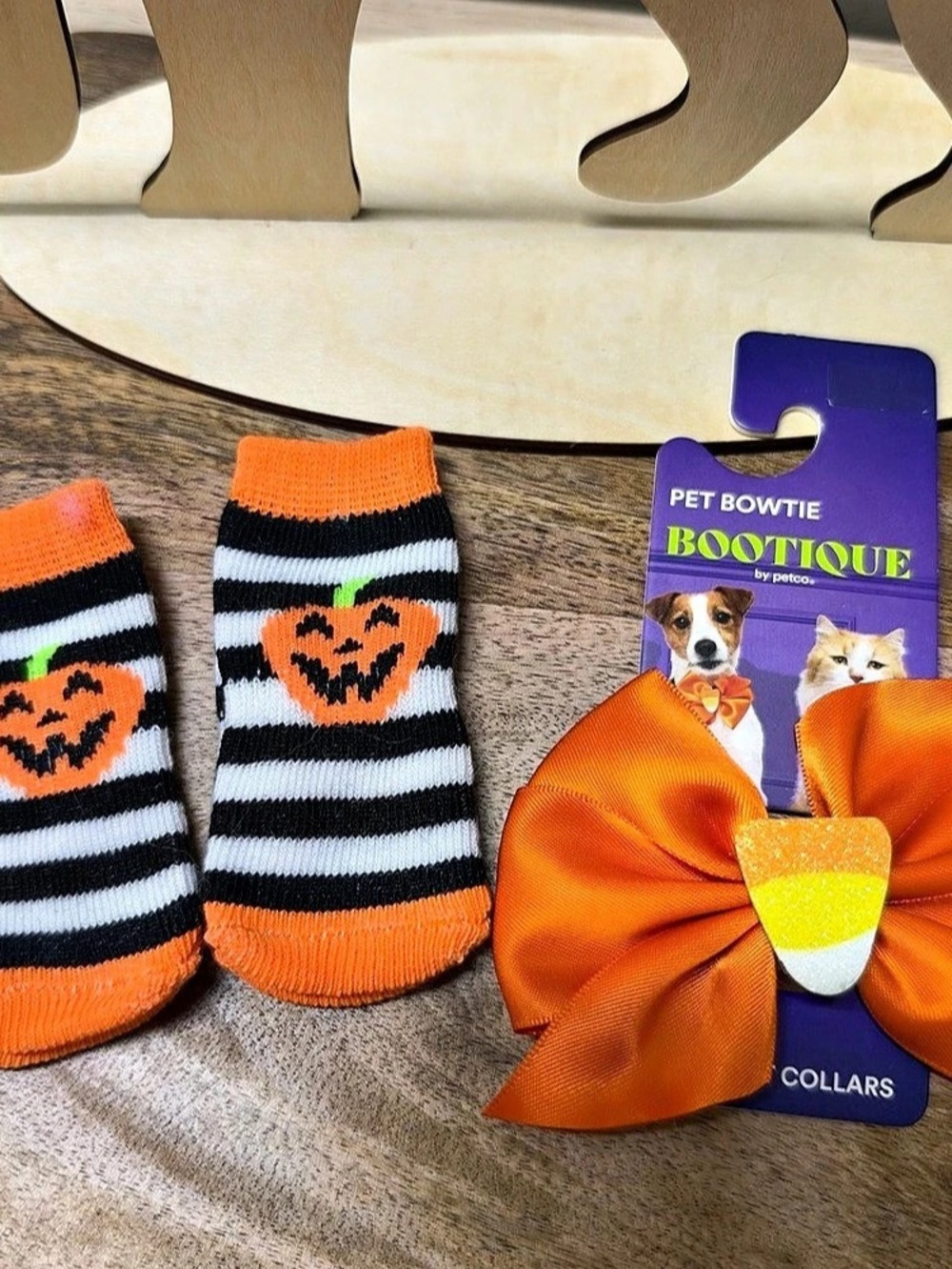 Bootique Halloween Pet Socks & Bow Tie Set